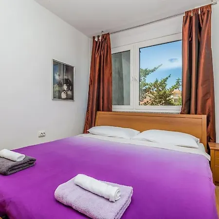 Orange With Sea View & Free Parking Apartment *