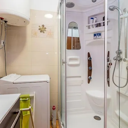 Orange With Sea View & Free Parking Rijeka